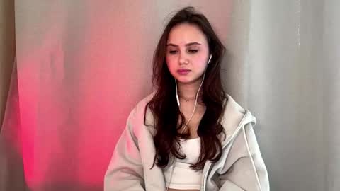 Mia Davis online show from 27, 2, 2026