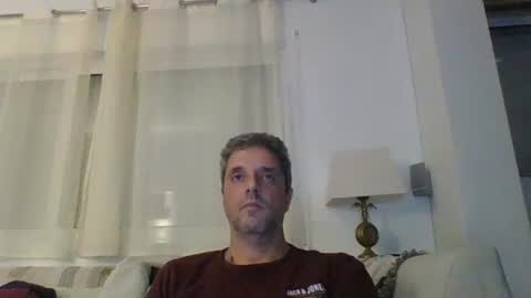 Snapshot of man211172 chatting on 8, 12, 2024 man211172 online show from 8, 12, 2024