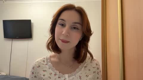 Mia online show from 12, 1, 2026