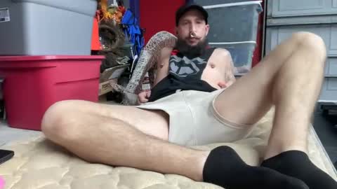 manfromgrunkle online show from 10, 1, 2026