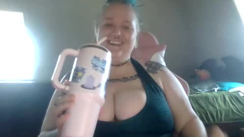 ManicPixiePop online show from 22, 11, 2025