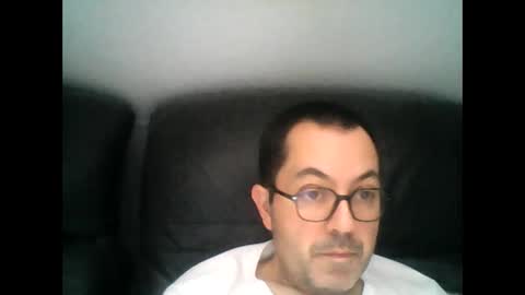 manu5933 online show from 4, 12, 2025