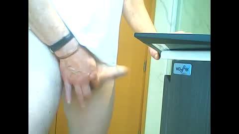 manu_481 online show from 3, 10, 2025