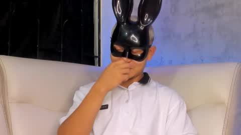 Manuel online show from 23, 11, 2025