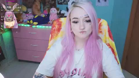 Snapshot of manuela_unicorn chatting on 12, 10, 2025 Manuela online show from 12, 10, 2025