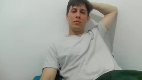 Snapshot of manufuego19 chatting on 29, 9, 2025 manufuego19 online show from 29, 9, 2025