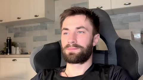 Manussa and Edward online show from 23, 3, 2026