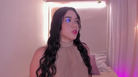 Mara  online show from 12, 11, 2025