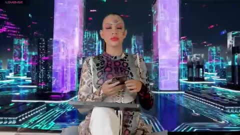Snapshot of mara_lore chatting on 18, 10, 2025 Mara online show from 18, 10, 2025
