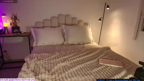 Mara Santoro online show from 14, 7, 2026