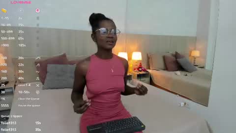 Mara Sinclair online show from 14, 7, 2026