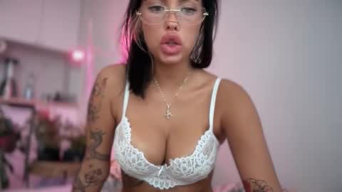 Marakuia online show from 30, 10, 2025