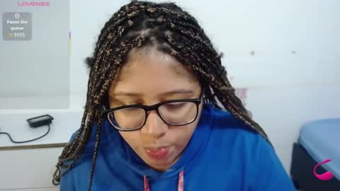 Mara Silk online show from 15, 12, 2025