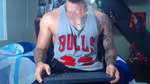 Snapshot of marcel_craw0796 chatting on 17, 12, 2025 MARCEL online show from 17, 12, 2025