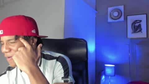 Snapshot of marcelo_dosantos77 chatting on 4, 1, 2025 MARCELO online show from 4, 1, 2025