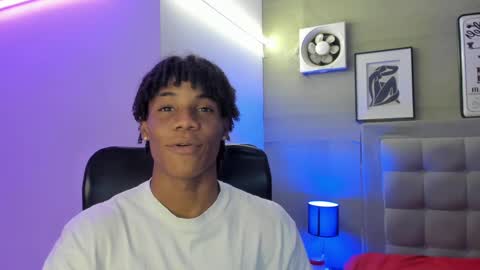 Snapshot of marcelo_dosantos77 chatting on 22, 1, 2025 MARCELO online show from 22, 1, 2025