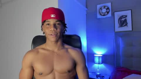 Snapshot of marcelo_dosantos77 chatting on 2, 2, 2025 MARCELO online show from 2, 2, 2025