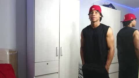Snapshot of marcelo_dosantos77 chatting on 12, 9, 2025 MARCELO online show from 12, 9, 2025