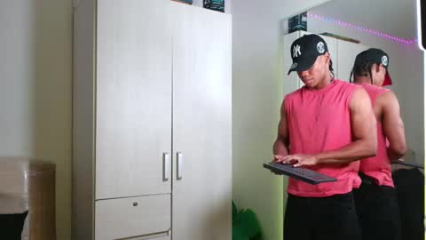 Snapshot of marcelo_dosantos77 chatting on 22, 2, 2026 MARCELO online show from 22, 2, 2026