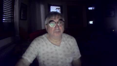 marcos260526 online show from 4, 8, 2026