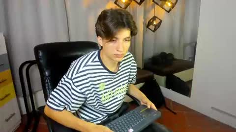 Snapshot of marcoviolet chatting on 9, 7, 2026 marcoviolet online show from 9, 7, 2026