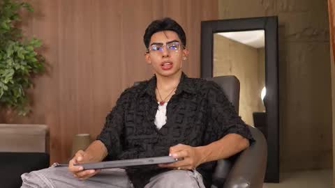 Snapshot of marcoyethan chatting on 20, 9, 2025 Marco and Ethan online show from 20, 9, 2025