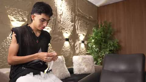 Snapshot of marcoyethan chatting on 30, 9, 2025 Marco and Ethan online show from 30, 9, 2025