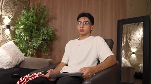 Snapshot of marcoyethan chatting on 2, 10, 2025 Marco and Ethan online show from 2, 10, 2025