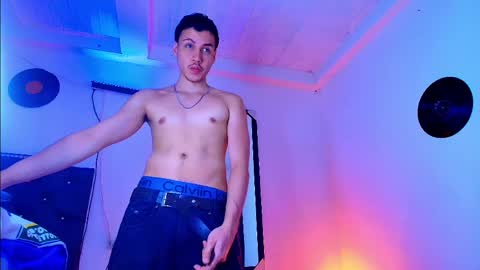 Marcus hanks1 online show from 31, 5, 2026