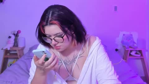 Snapshot of marcy_grey chatting on 21, 2, 2025 danna online show from 21, 2, 2025