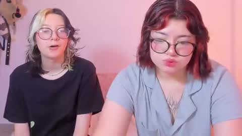 Snapshot of marcy_grey chatting on 24, 2, 2025 danna online show from 24, 2, 2025