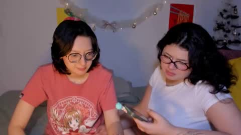 Snapshot of marcy_grey chatting on 14, 12, 2025 danna online show from 14, 12, 2025