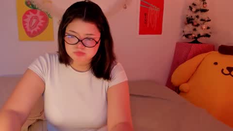 Snapshot of marcy_grey chatting on 16, 12, 2025 danna online show from 16, 12, 2025