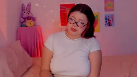 Snapshot of marcy_grey chatting on 25, 3, 2026 danna online show from 25, 3, 2026