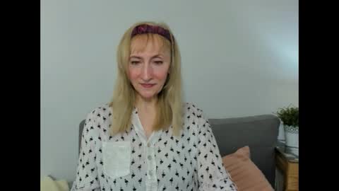 margaretmature online show from 2, 3, 2025