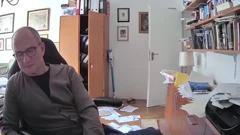 Snapshot of marginalie chatting on 20, 2, 2025 marginalie online show from 20, 2, 2025