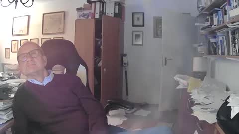 Snapshot of marginalie chatting on 7, 3, 2025 marginalie online show from 7, 3, 2025