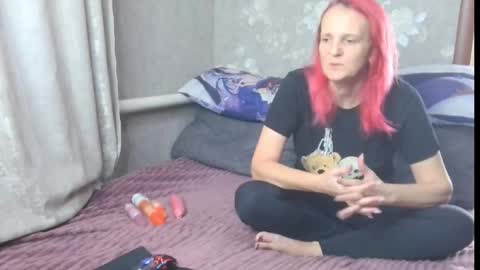 Margo and Alex online show from 21, 9, 2025