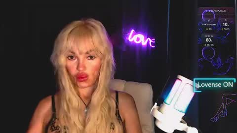 Snapshot of margoo_77 chatting on 17, 7, 2026 Margoo online show from 17, 7, 2026