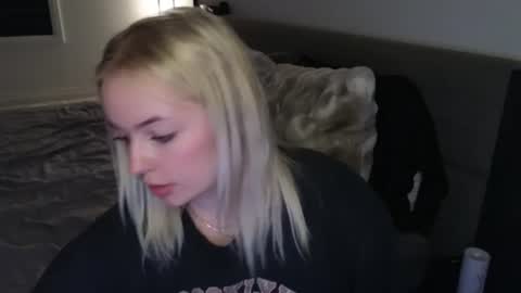 margot_robbie7 online show from 15, 6, 2026