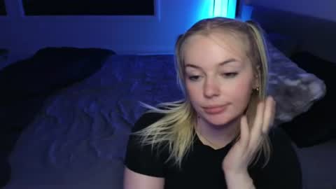 margot_robbie7 online show from 29, 6, 2026