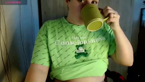 Mari online show from 5, 11, 2025