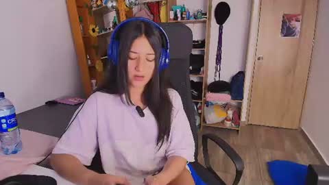 Snapshot of mari_mar69 chatting on 24, 7, 2026 mari_mar69 online show from 24, 7, 2026