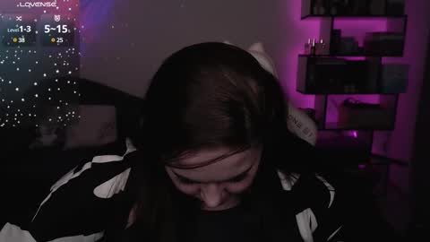 mari moore online show from 4, 3, 2025