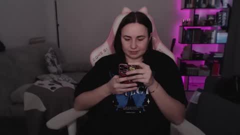 mari moore online show from 14, 2, 2026