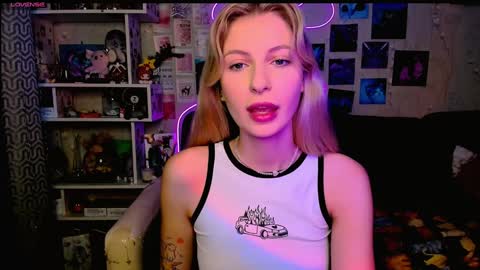 Snapshot of maria_hunt chatting on 19, 12, 2024 Maria online show from 19, 12, 2024