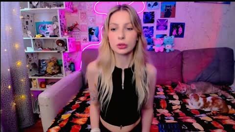 Snapshot of maria_hunt chatting on 1, 2, 2025 Maria online show from 1, 2, 2025