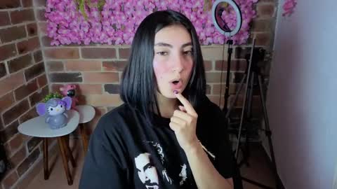 Snapshot of mariagh_ chatting on 24, 4, 2026 Maria online show from 24, 4, 2026