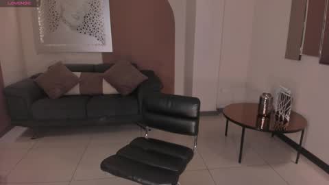 MARIA HERRERA  online show from 21, 10, 2025