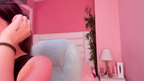Snapshot of mariam_scott18 chatting on 27, 11, 2025 Mariam online show from 27, 11, 2025